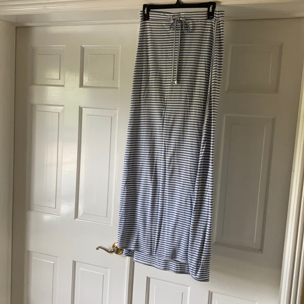 Joules Maxi skirt/cover up with two side slits.